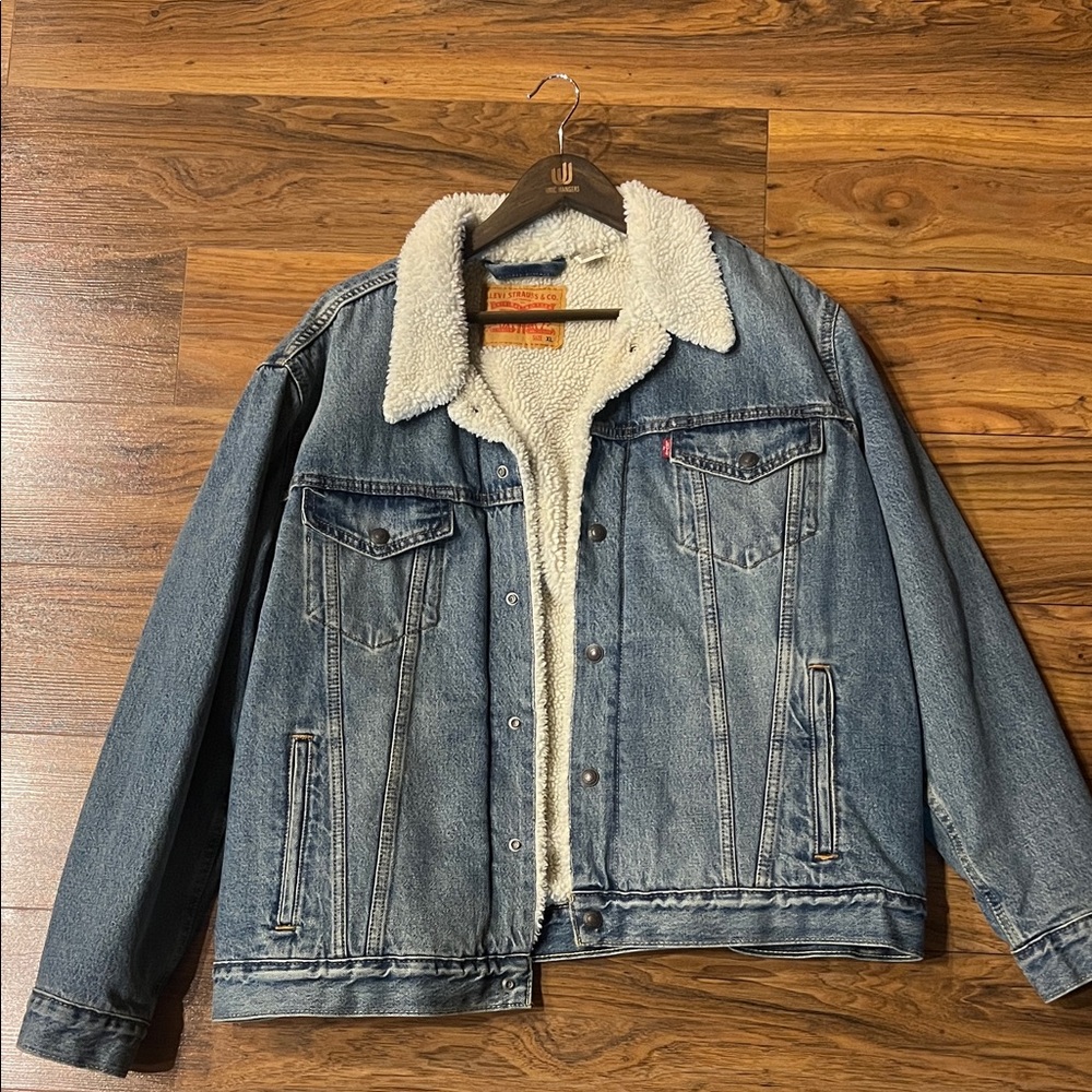 Levi's Blue Denim Jacket with White Sherpa Lining